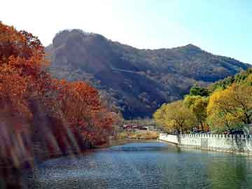 管家婆黑白马报图库，别境山庄